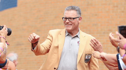 Who Is Howie Long? The Real Story of the Raiders Legend Turned TV Star Howie Long